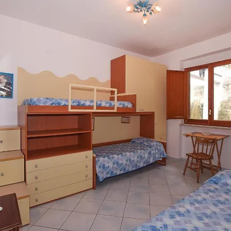 Apartment Cozy In With House Sea View